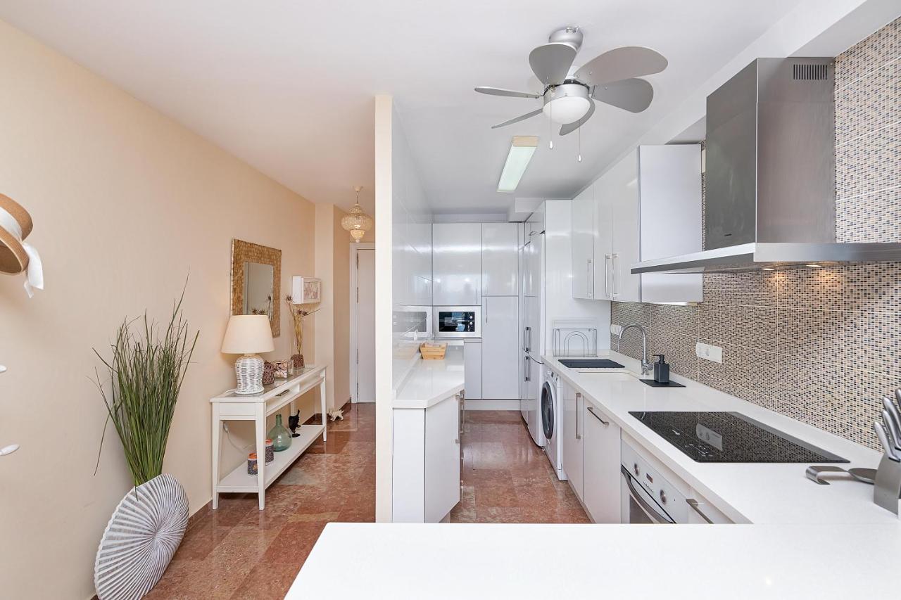 Bhost - The King Apartment Fuengirola Exterior photo